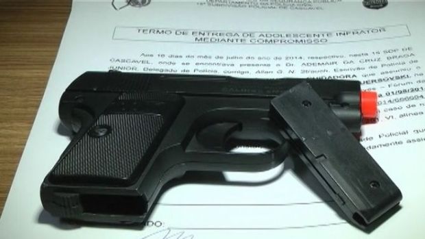 Arma de brinquedo em escola vira caso de polícia na região - Jornal de Jales