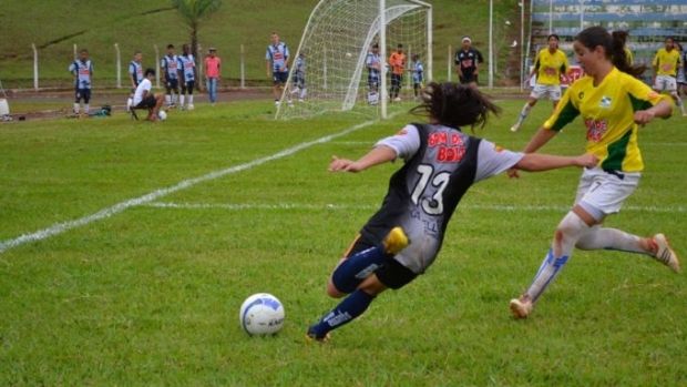Fase final: Paraná Bom de Bola reúne atletas de 32 municípios em