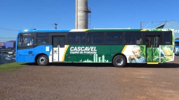 How to get to Unitom in Cascavel by Bus?