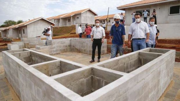 Começa a construção de condomínio do idoso em Irati