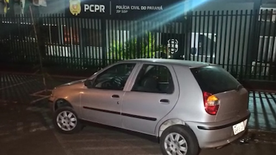 Carro com registro de furto é recuperado no Bairro Siena em Cascavel