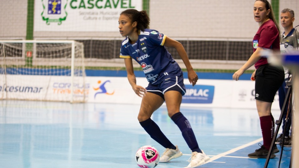 Stein Cascavel Futsal goleia Sogipa-RS na estreia da Copa Mundo do