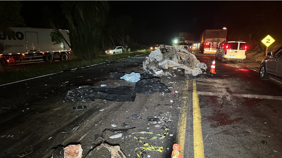 Acidente na BR-277, na Serra da Esperança, deixa três mortos e vários  feridos