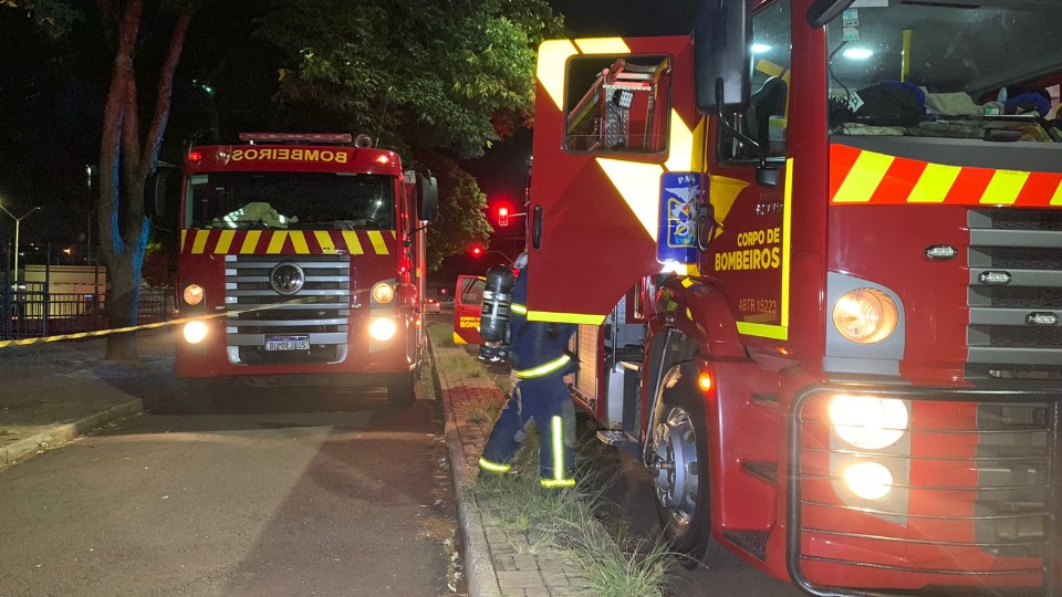 Corpo de Bombeiros é acionado para atender incêndio no HUOP em Cascavel