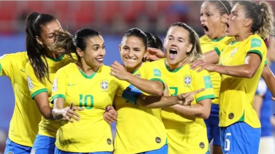 Bancos terão horário alterado nos dias de jogos do Brasil na Copa do Mundo  feminina - Agora MT