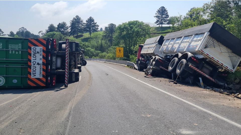 Carreta tomba na BR-277 e motorista morre no acidente em Candói