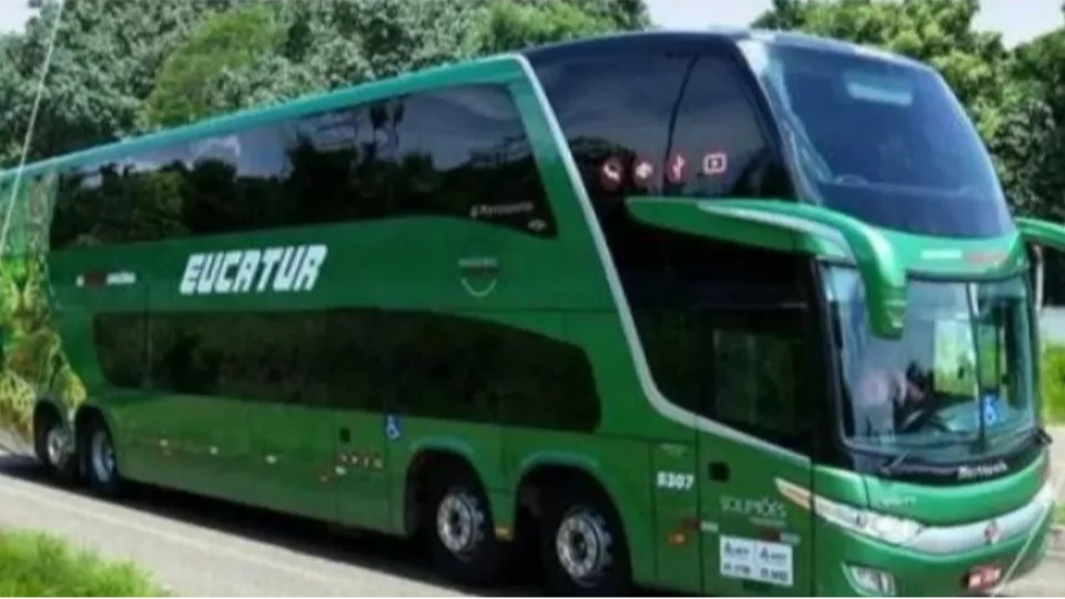 How to get to Unitom in Cascavel by Bus?