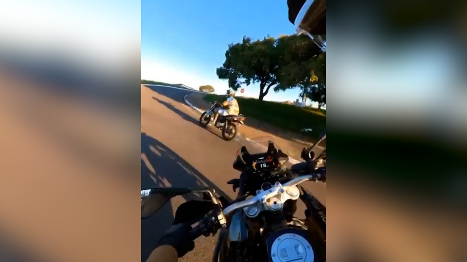 SAIU NOVO DE MOTOS DE DA FUGA NA POLÍCIA COM VÁRIAS MOTOS 