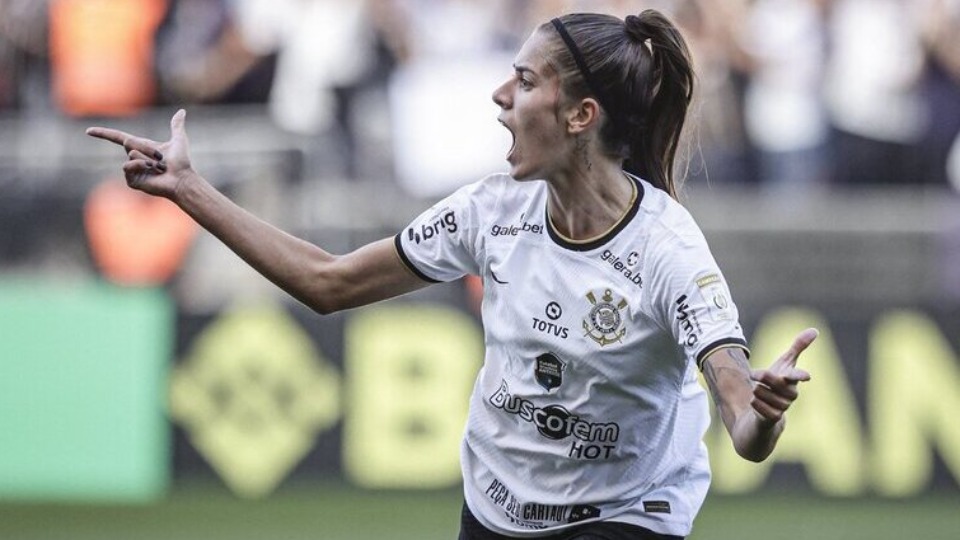 Paulista Feminino: São Paulo vence Corinthians e larga em vantagem