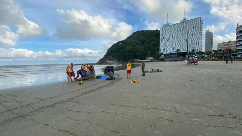 Banhista desaparece na Praia Brava de Caiobá