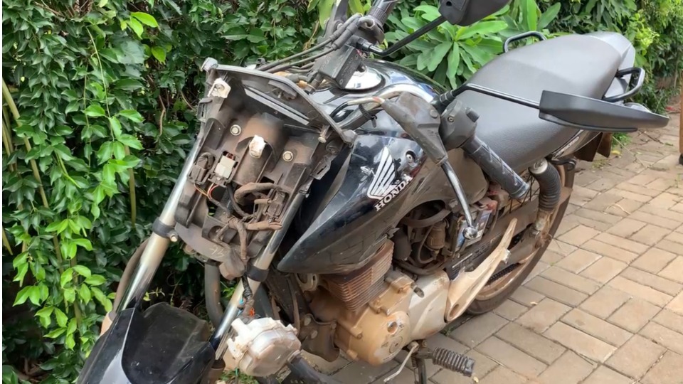 Motocicleta abandonada