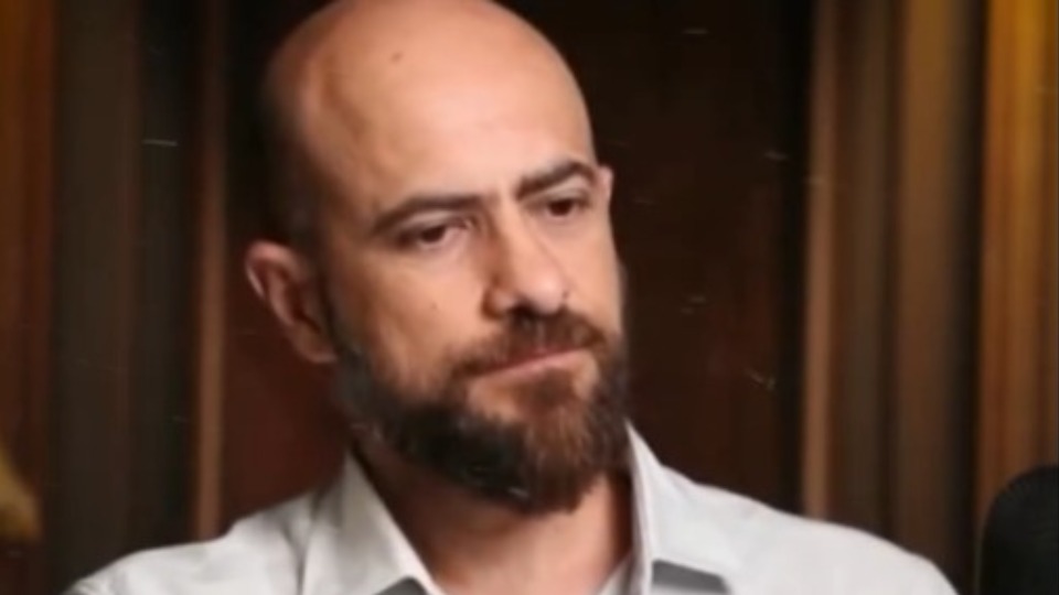 Tiba Camargos, influenciador católico, sofre grave acidente ao tentar resgatar filho