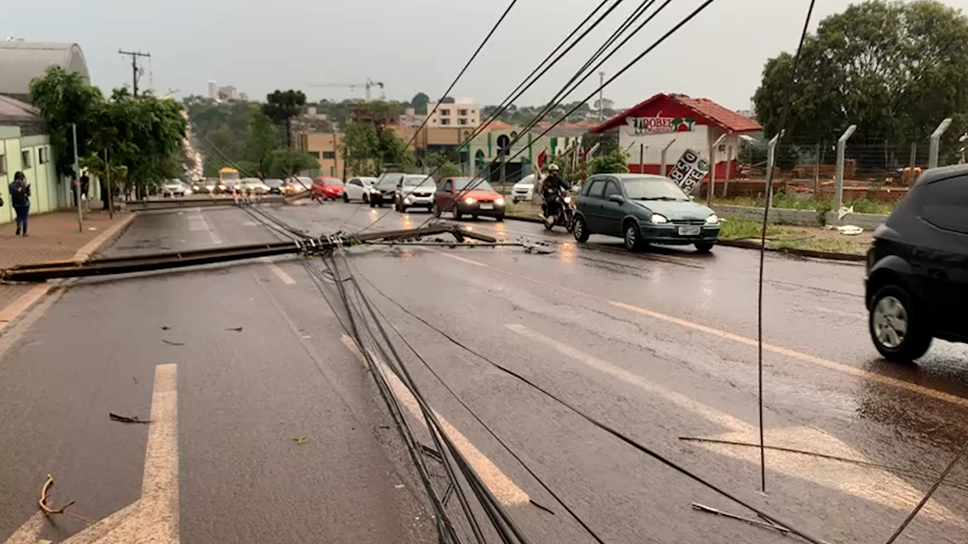 Saiba como estão os atendimentos da Prefeitura de Cascavel após o tornado